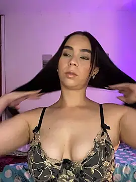 Rebeca joness online show from May 5, 2026, 1:30 am