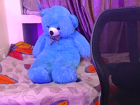 hot-saanvi online show from June 28, 2026, 5:14 am