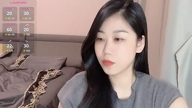 F-Yuwei online show from May 30, 2026, 1:17 pm