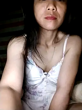 Snapshot of Onie116 chatting on May 5, 2026, 7:28 pm Onie116 online show from May 5, 2026, 7:28 pm
