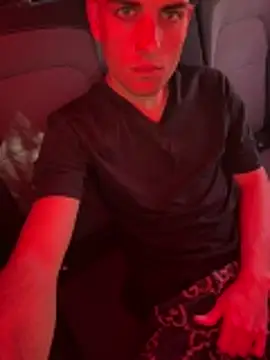 Milanese22 online show from April 27, 2026, 10:46 am