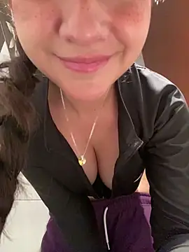 Snapshot of AmyPalacioss chatting on May 26, 2026, 10:08 pm AmyPalacioss online show from May 26, 2026, 10:08 pm