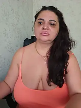 -CUTE-EVVIL- online show from July 5, 2026, 7:26 am
