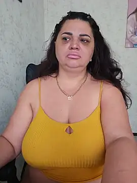 -CUTE-EVVIL- online show from July 7, 2026, 6:27 am