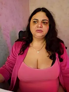 Snapshot of -CUTE-EVVIL- chatting on May 13, 2026, 7:21 pm -CUTE-EVVIL- online show from May 13, 2026, 7:21 pm