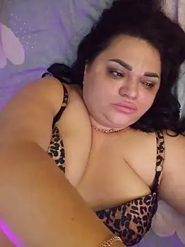 -CUTE-EVVIL- online show from June 19, 2026, 10:25 pm
