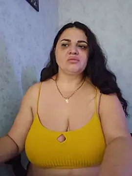 -CUTE-EVVIL- online show from July 6, 2026, 6:21 pm