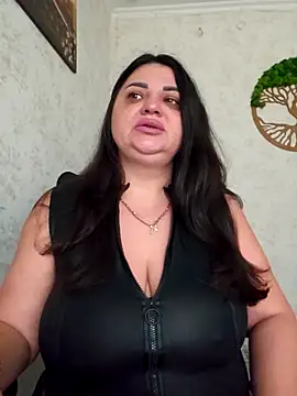 Snapshot of -CUTE-EVVIL- chatting on May 6, 2026, 5:11 am -CUTE-EVVIL- online show from May 6, 2026, 5:11 am