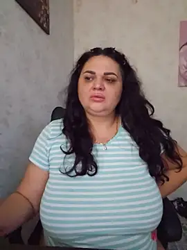Snapshot of -CUTE-EVVIL- chatting on June 12, 2026, 7:00 pm -CUTE-EVVIL- online show from June 12, 2026, 7:00 pm