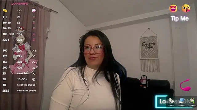 Snapshot of Valeri_bj chatting on June 19, 2026, 9:09 pm Valeri bj online show from June 19, 2026, 9:09 pm