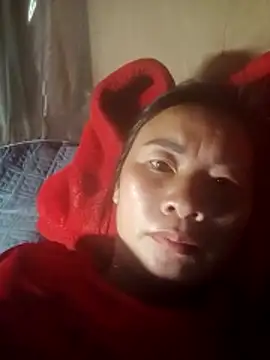 Lella 01 online show from May 31, 2026, 10:32 pm