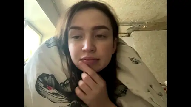 Snapshot of Chloooee chatting on May 9, 2026, 6:06 am Chloooee online show from May 9, 2026, 6:06 am