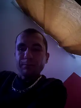 kwiatek32986 online show from April 28, 2026, 3:33 am