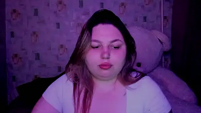 Snapshot of LillyHaigh chatting on May 19, 2026, 7:10 pm LillyHaigh online show from May 19, 2026, 7:10 pm
