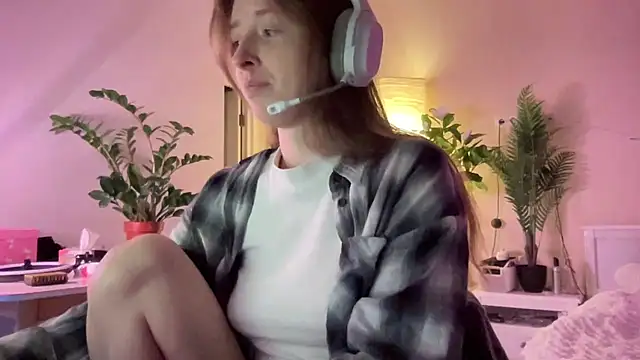 Snapshot of she_tora69 chatting on July 29, 2026, 12:21 am she tora69 online show from July 29, 2026, 12:21 am