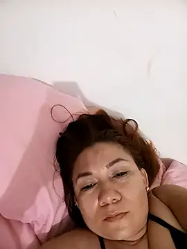 Snapshot of Luna_Morch chatting on May 6, 2026, 9:13 am Luna Morch online show from May 6, 2026, 9:13 am