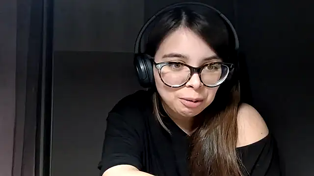 soliifugae online show from April 28, 2026, 8:46 pm