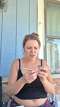 Snapshot of lickybaby26 chatting on August 3, 2026, 2:34 pm lickybaby26 online show from August 3, 2026, 2:34 pm