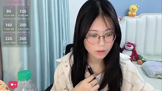 Luna-666 online show from May 4, 2026, 1:03 pm