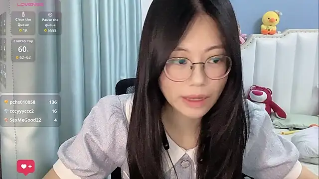 Luna-666 online show from April 29, 2026, 5:30 pm