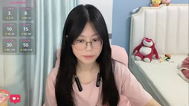 Luna-666 online show from June 4, 2026, 2:22 pm