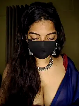 Snapshot of vanika2000 chatting on July 23, 2026, 5:05 am vanika2000 online show from July 23, 2026, 5:05 am