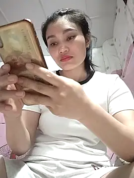 Sary Naughty online show from May 4, 2026, 6:11 pm