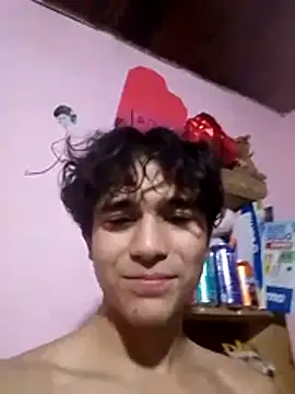 Snapshot of Sempai_Moon chatting on June 7, 2026, 4:50 am Sempai Moon online show from June 7, 2026, 4:50 am