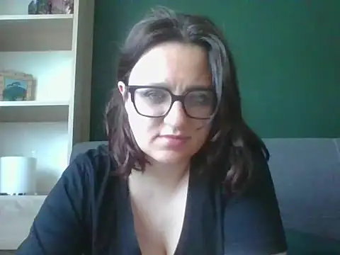 Snapshot of sensual_paris chatting on May 28, 2026, 5:26 am sensual paris online show from May 28, 2026, 5:26 am
