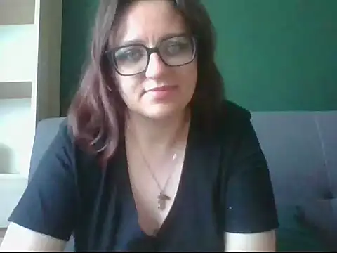 Snapshot of sensual_paris chatting on May 20, 2026, 5:37 am sensual paris online show from May 20, 2026, 5:37 am