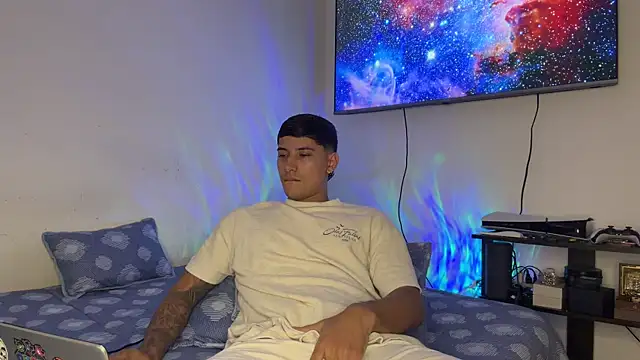 Snapshot of SexxxySquirterStev777 chatting on May 27, 2026, 1:18 pm SexxxySquirterStev777 online show from May 27, 2026, 1:18 pm