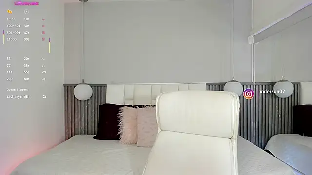 Snapshot of alessia_anderson chatting on April 16, 2026, 6:19 pm alessia anderson online show from April 16, 2026, 6:19 pm