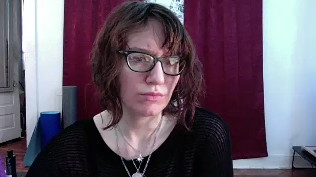 Snapshot of AnnywnBelle chatting on May 17, 2026, 8:20 pm AnnywnBelle online show from May 17, 2026, 8:20 pm
