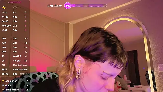 Rossiee huntt online show from May 14, 2026, 11:51 am