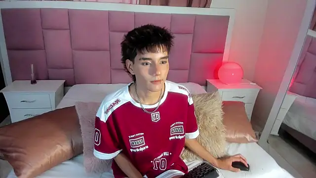 Snapshot of christopher_robin4 chatting on June 14, 2026, 7:26 pm christopher robin4 online show from June 14, 2026, 7:26 pm