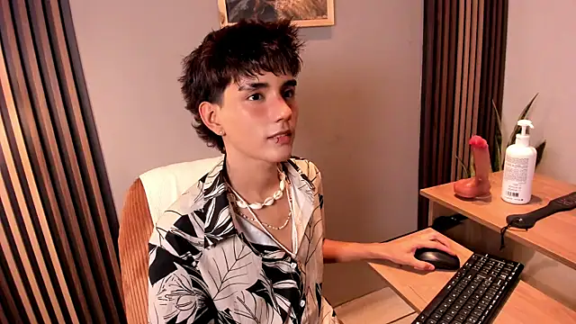 christopher robin4 online show from July 18, 2026, 7:11 pm