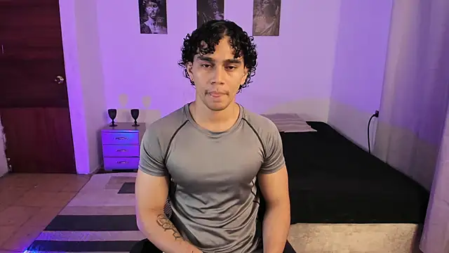 Snapshot of mateo_jack chatting on August 5, 2026, 2:44 pm mateo jack online show from August 5, 2026, 2:44 pm
