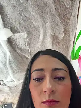 IsabellaMariet online show from June 17, 2026, 2:16 pm