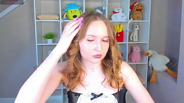 Emmaa Kimm online show from June 8, 2026, 1:00 am