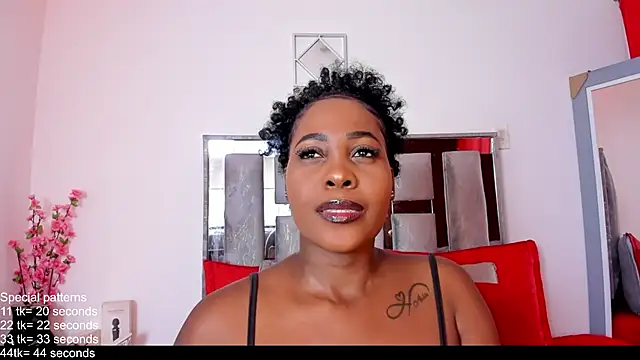 EmilyRooa1 online show from June 1, 2026, 6:07 pm