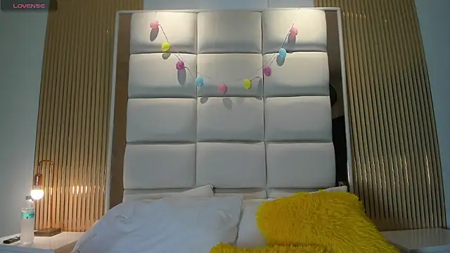 Snapshot of Megann_Rousee chatting on May 8, 2026, 11:47 am Megann Rousee online show from May 8, 2026, 11:47 am