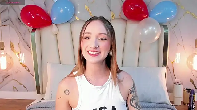 Hannah Lane online show from July 4, 2026, 12:21 pm