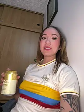 Hannah Lane online show from June 24, 2026, 1:59 am