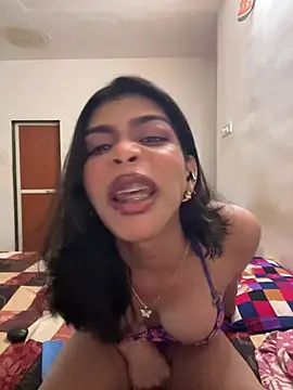 Snapshot of Mayra_xx chatting on May 20, 2026, 5:54 pm Mayra xx online show from May 20, 2026, 5:54 pm