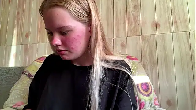 Malinwitch online show from July 16, 2026, 3:09 pm