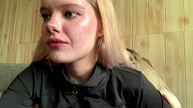 Malinwitch online show from June 20, 2026, 2:55 pm