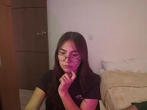 abbyyandmaxx online show from May 10, 2026, 5:37 pm