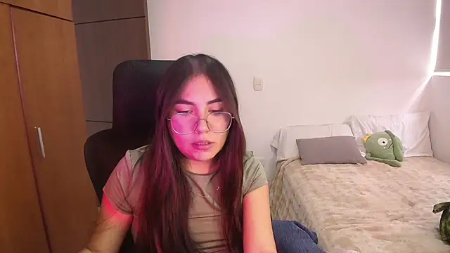 abbyyandmaxx online show from July 31, 2026, 3:53 pm