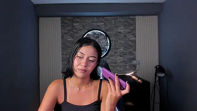 Snapshot of gemma_19_ chatting on July 4, 2026, 9:52 pm gemma 19 online show from July 4, 2026, 9:52 pm