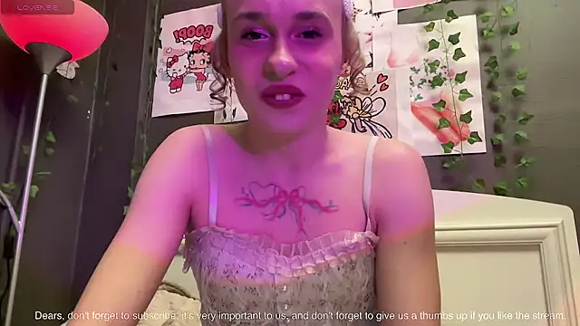 Snapshot of Miss_Amy00 chatting on July 4, 2026, 12:06 am Miss Amy00 online show from July 4, 2026, 12:06 am